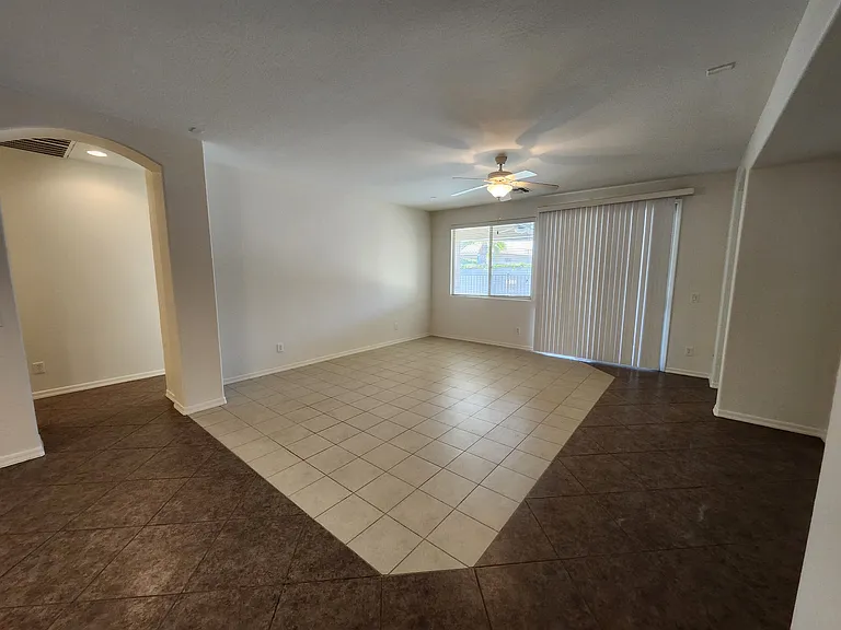 139 W Leatherwood Ave — Photo 9
