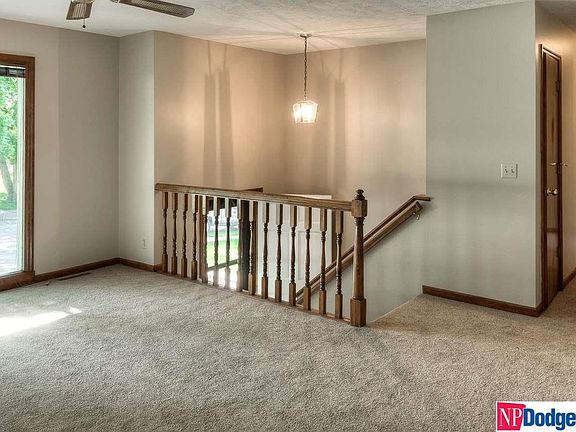 4th image of 13604 Slayton St