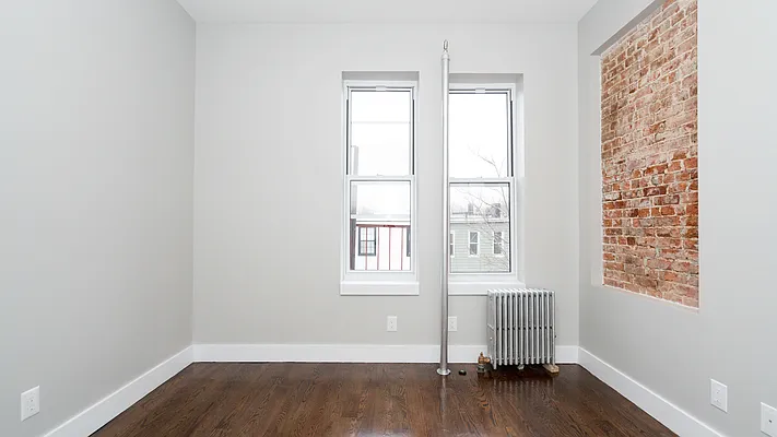 Rented by Nooklyn NYC LLC | media 10