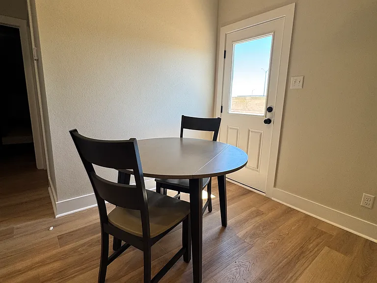 3027 Waco St — Photo 5