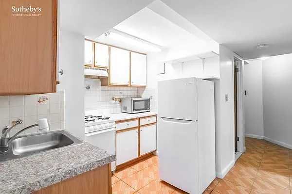 Rented by Sotheby's International Realty | media 13