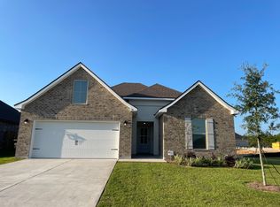 38 Cherry Blossom Ln, Freeport, FL 32439