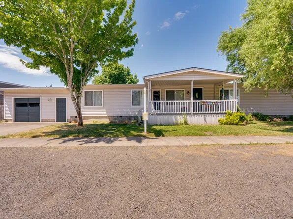 240 N Cedar St, Yamhill, OR 97148