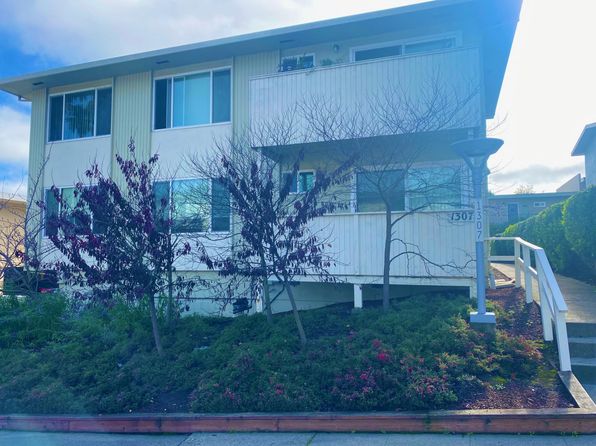 1307 Palos Verdes Dr #6