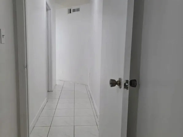 17953 SW 153rd Pl, Miami, FL 33187