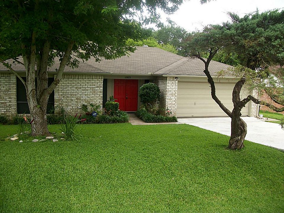 1st image of 12823 Lake Conroe Hills Dr