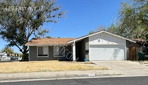 429 E Avenue J7 Photo 1