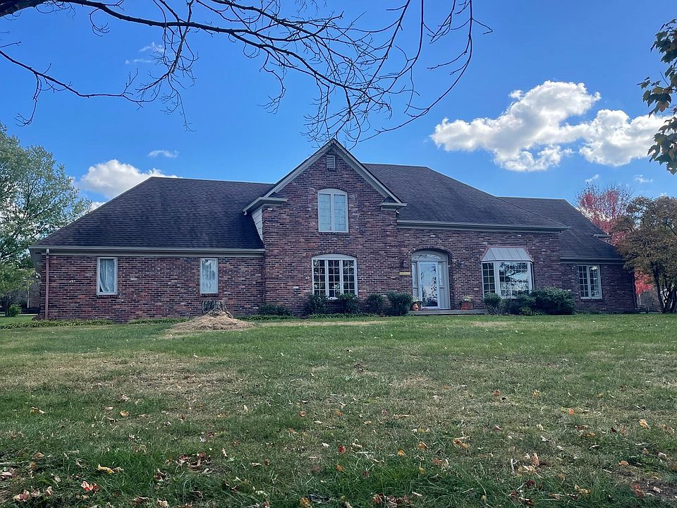 1st image of 105 Bridle Ct