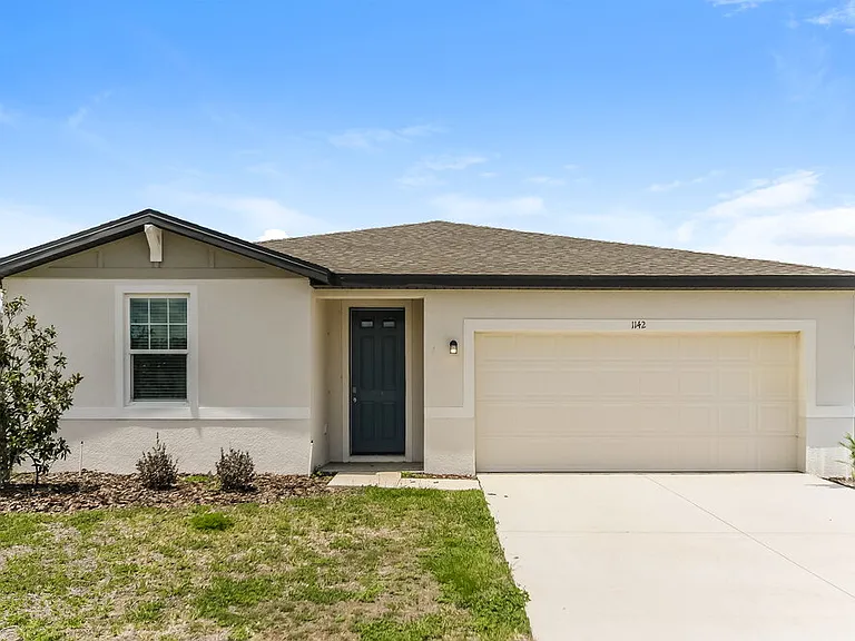 1142 Oak Valley Dr — Photo 1