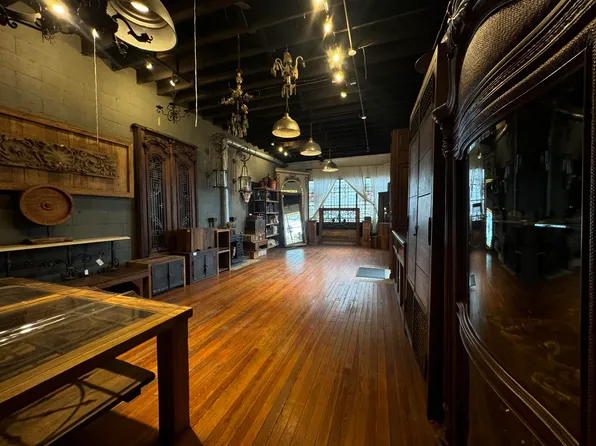 248 Beacon Avenue image 17 of 26