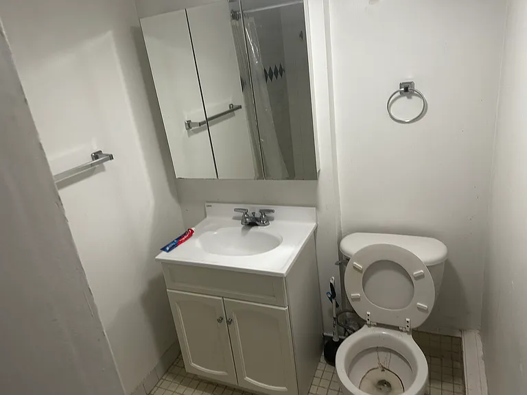 2226 N Clybourn Ave — Photo 7