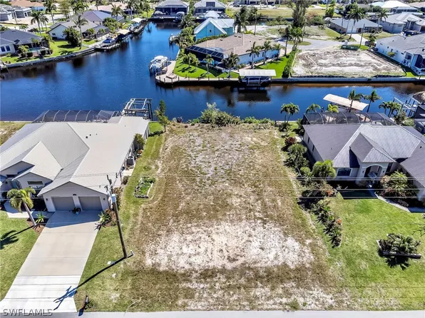 129 Old Burnt Store Rd N, Cape Coral, FL 33993