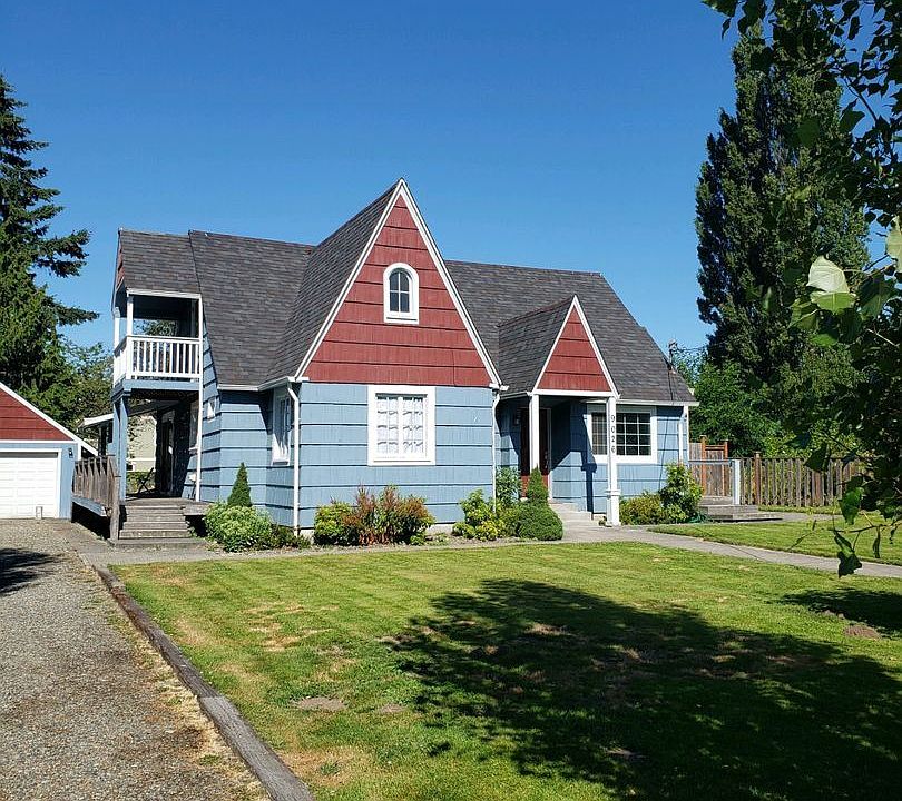 1st image of 9026 9th Ave E #2