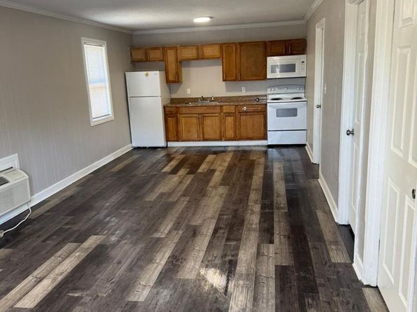 601 Magnolia Dr #4