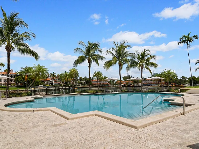2442 Fisher Island Dr #5402 — Photo 43