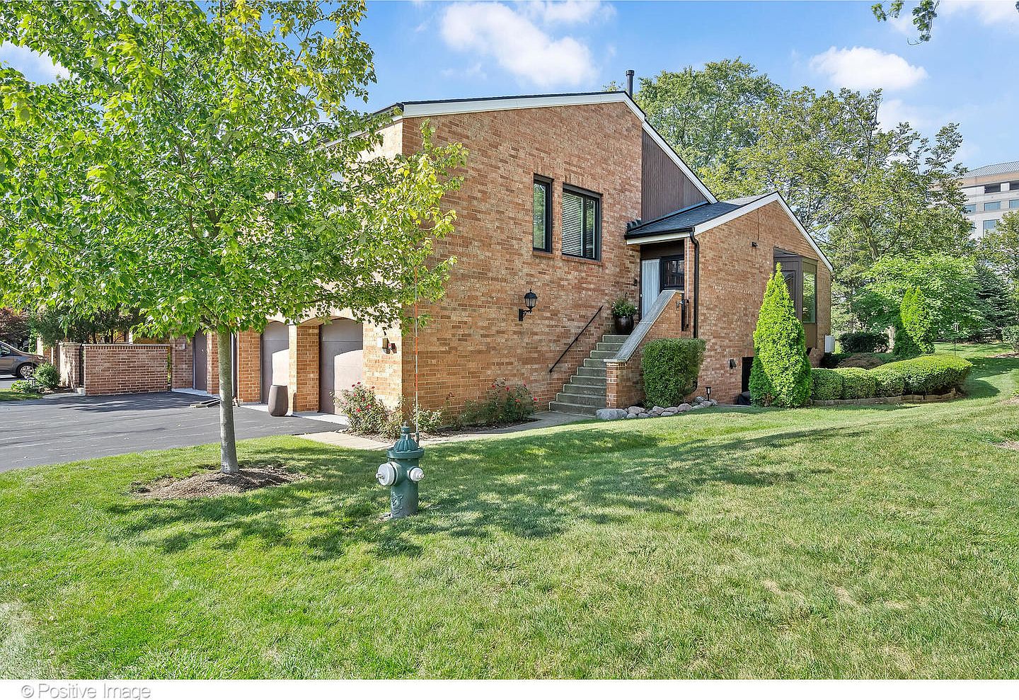 2S726 Williamsburg Ct, Oak Brook, IL 60523 Zillow