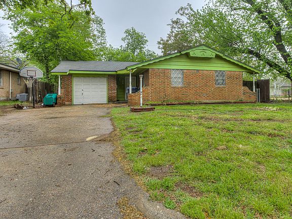 2nd image of 704 Flamingo Ave