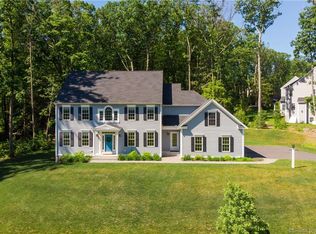 5 Stratford Xing, Avon, CT 06001