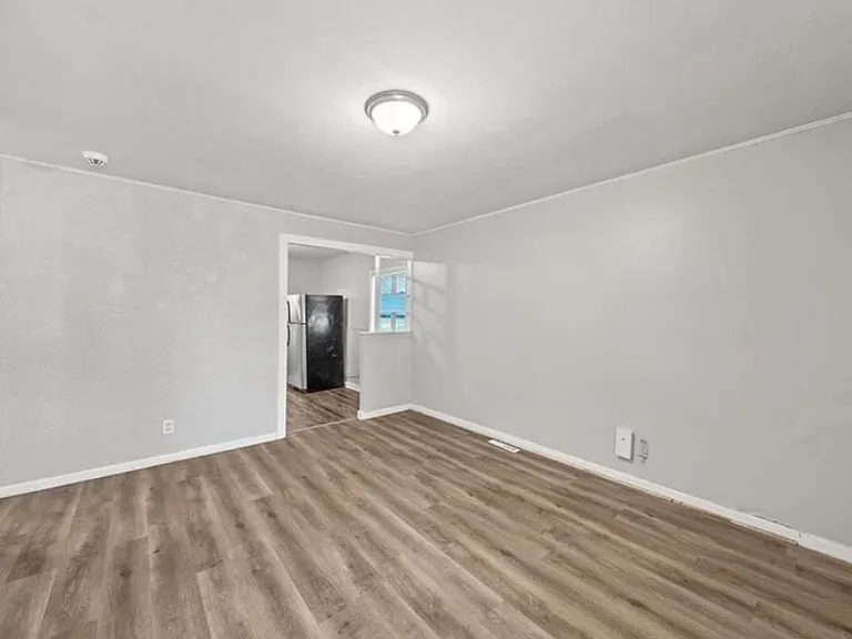 7015 College Ave — Photo 3