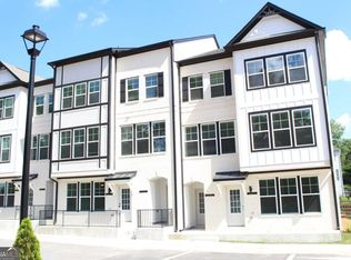 5060 Insperon Ln #32, Peachtree Corners, GA 30092