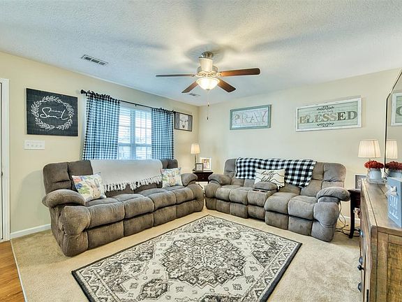 3rd image of 2007 Bluebonnet Dr