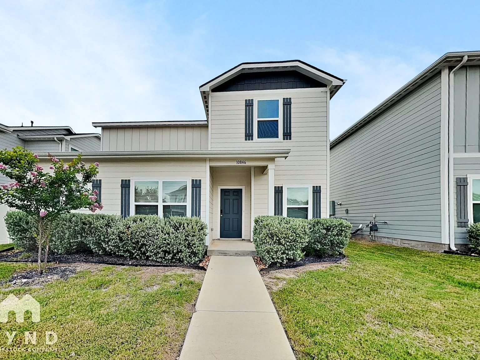 3 bed, 2.5 bath, 1344 sqft, $1,549 — Photo 1