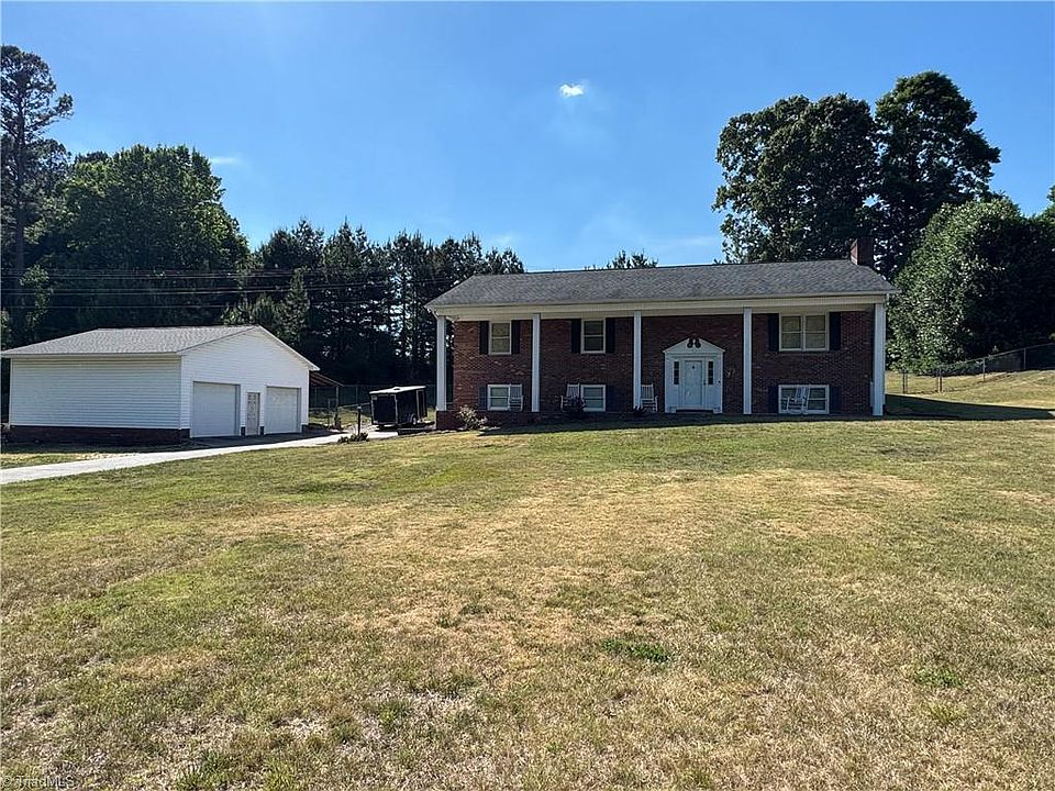 2nd image of 482 Motsinger Rd