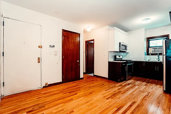 Rented by Joel Scharf, LREB | media 3