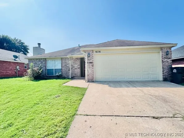 626 W 120th St S, Jenks, OK 74037