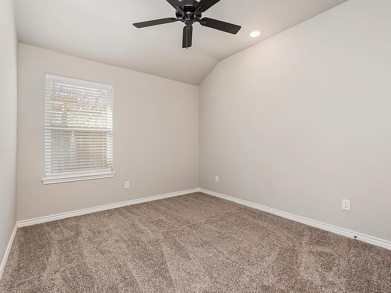 3185 Normandy Way — Photo 11