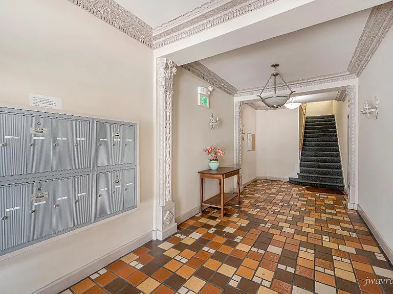 3423 Fillmore St #208 — Photo 16