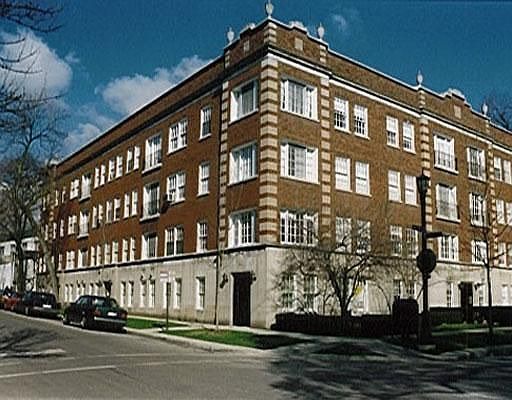1st image of 1000 Hinman Ave APT 1