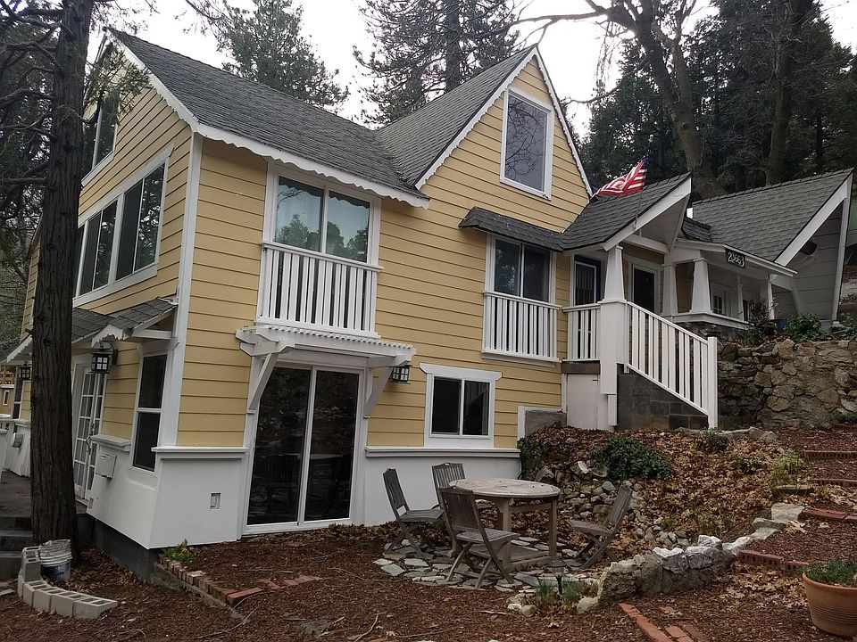 Exterior w/ side Patio Area