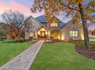 120 Doolin St, Lemont, IL 60439