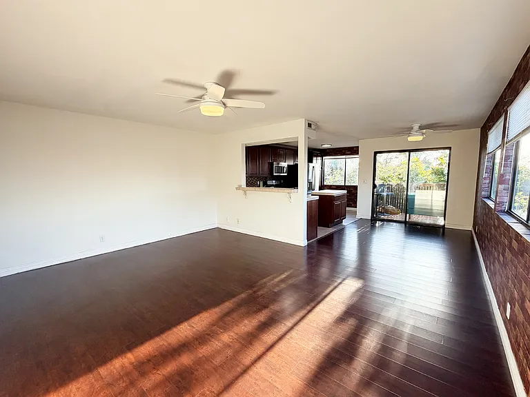 7305 Milwood Ave #5 — Photo 11