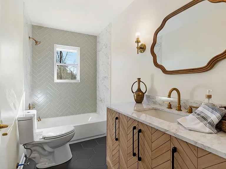 2712 Marschalk Rd — Photo 2