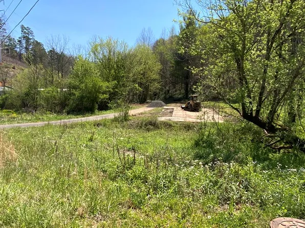 708 Regal St, Murphy, NC 28906