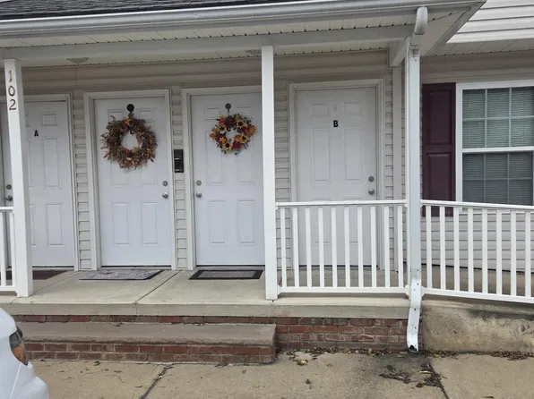 102 New Hurbane St APT B, Kingston, PA 18704