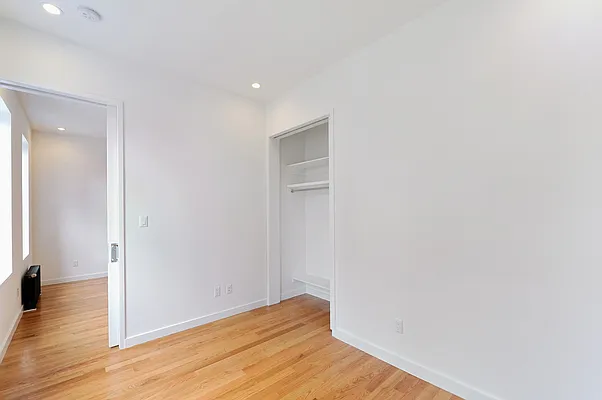 Rented by Aether Property Group | media 18