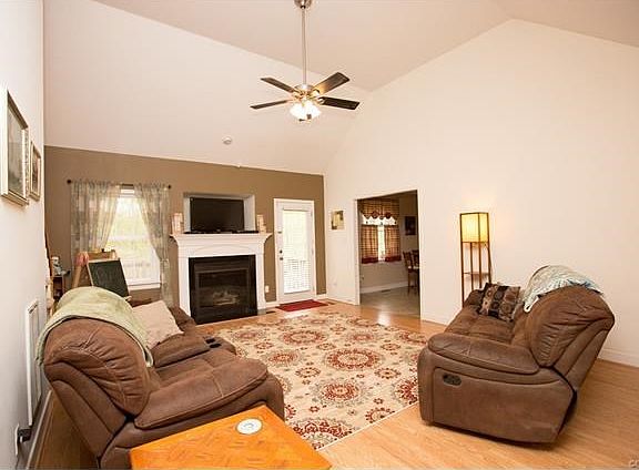 Living Room with Gas Fireplace
