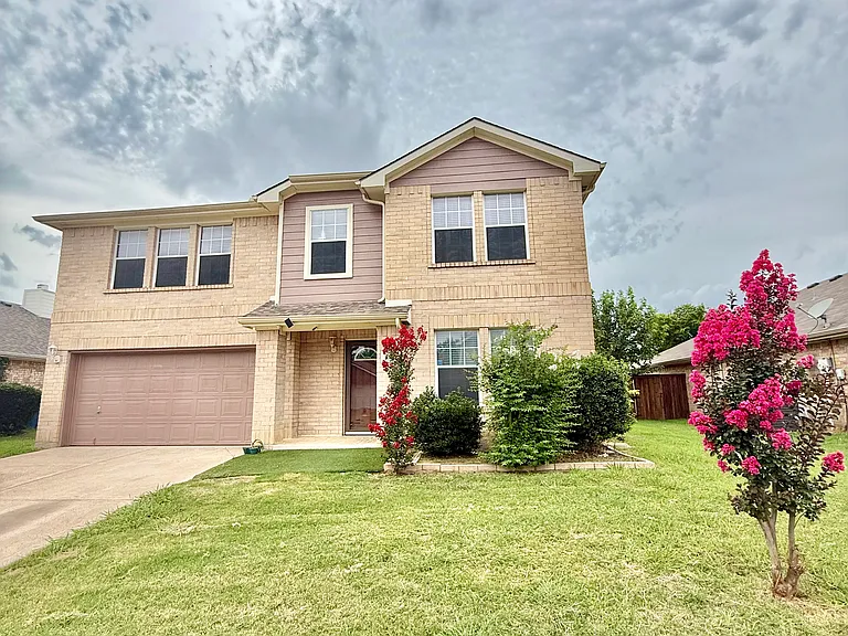 503 Angela Ln — Photo 1