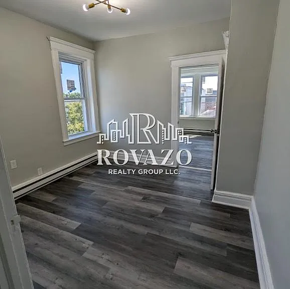 64 Summer Ave #7 — Photo 2