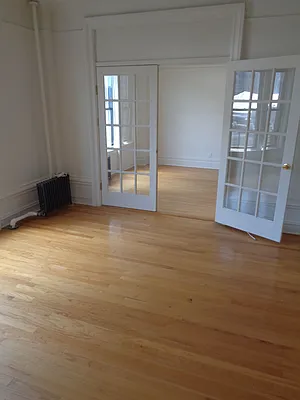 Rented by Metropolitan Equities | media 20