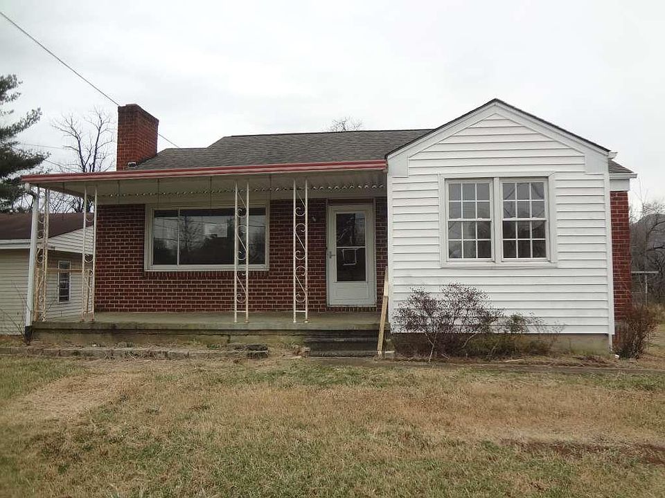 1st image of 1813 Fort Robinson Dr