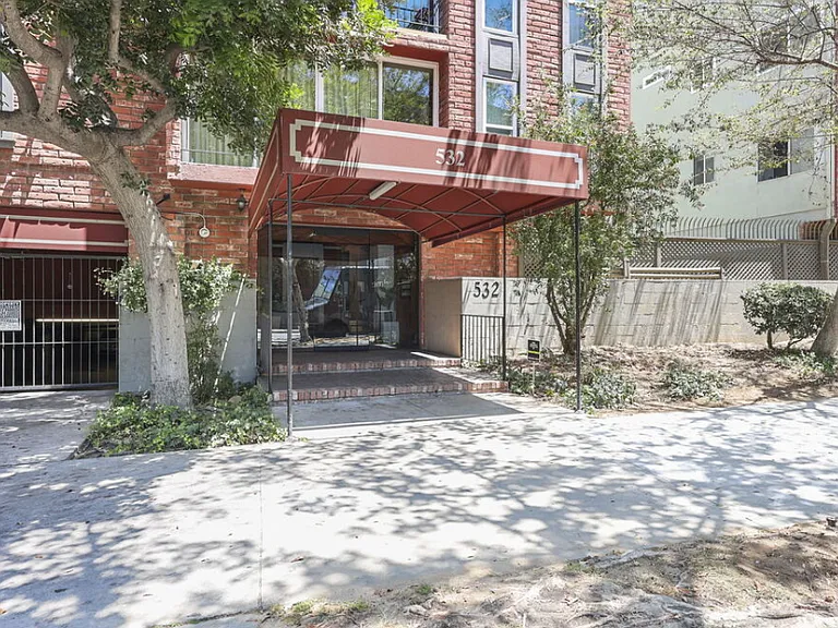 532 N Rossmore Ave #409 — Photo 18