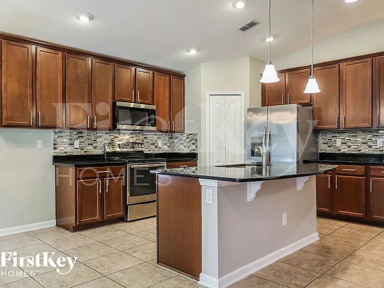 344 Sunshine Dr — Photo 6
