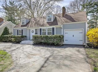 7140 Mission Rd, Prairie Village, KS 66208