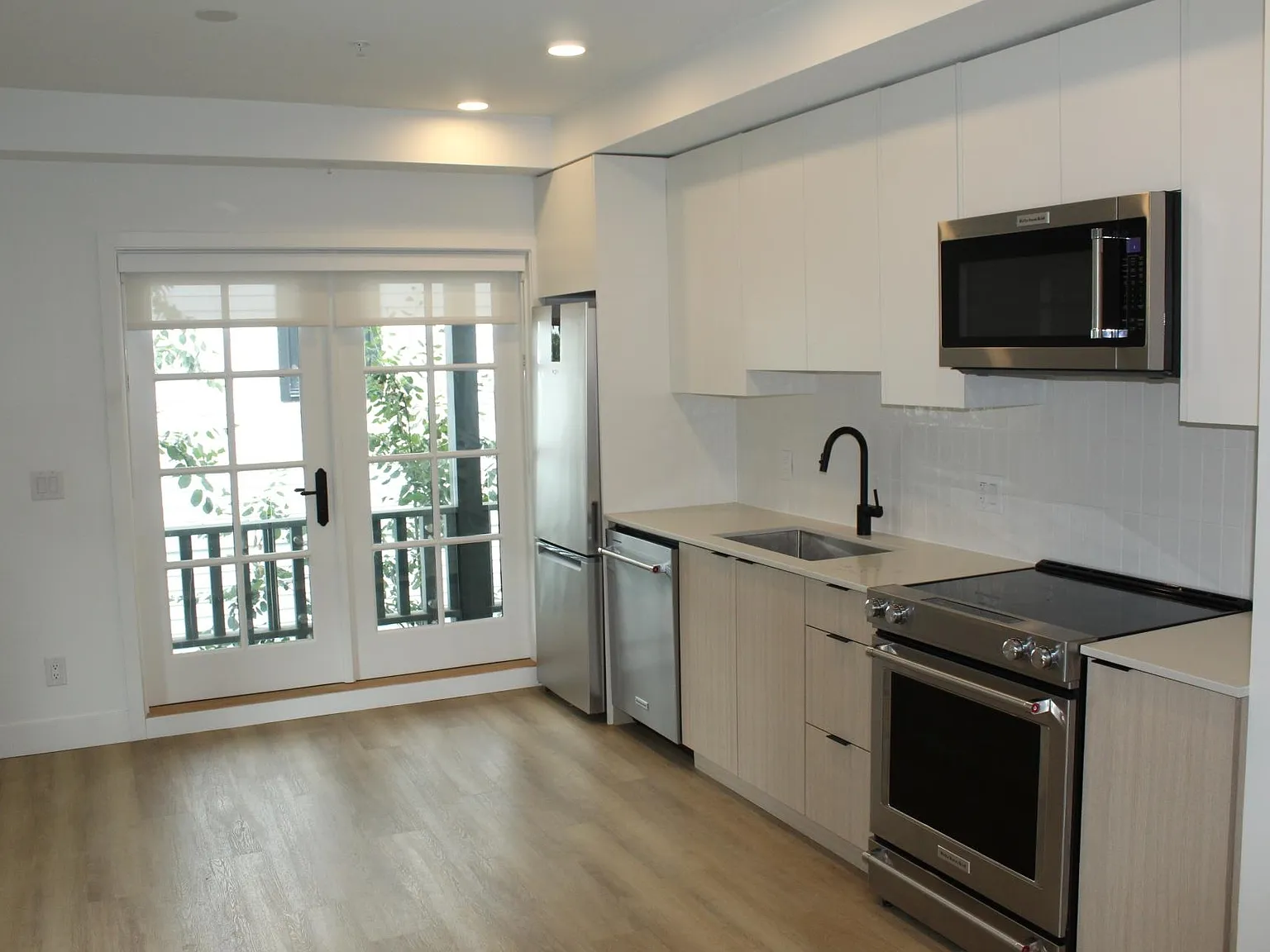 1 bed, 480 sqft, $2,000 — Photo 3