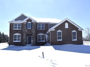 6215 Green Mountain Cir, Ann Arbor, MI 48103