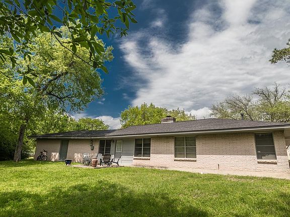 2nd image of 202 Redmond Dr